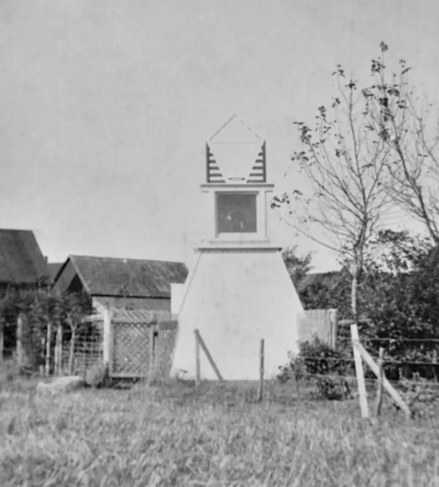 Annandale Front Lighthouse in 1916